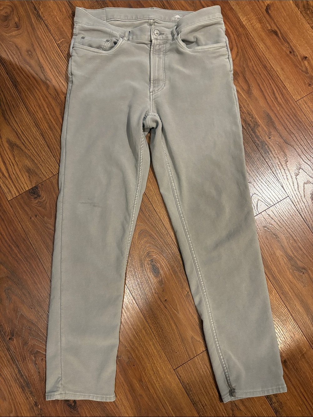 Faherty Slim Jeans in Light Gray